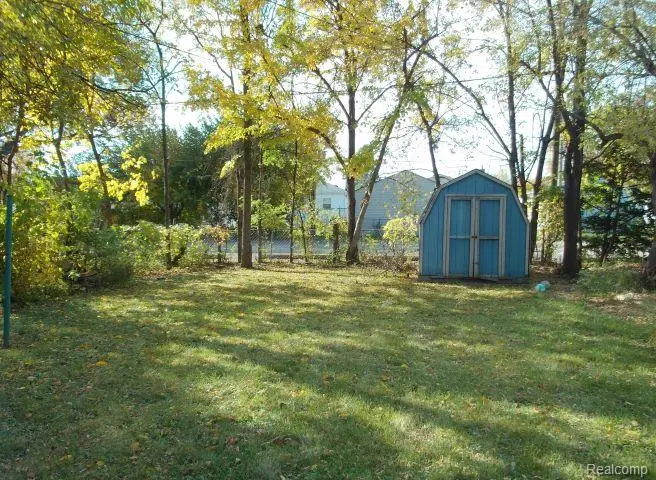 22825 Brittany Avenue, Eastpointe, MI 48021 - Image #2