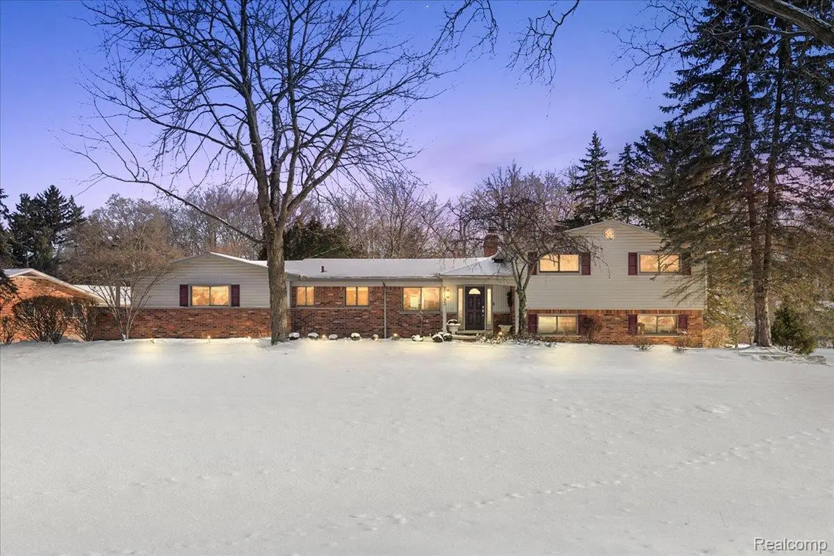 5193 Kellen Lane, Bloomfield, MI 48302 - Image #1