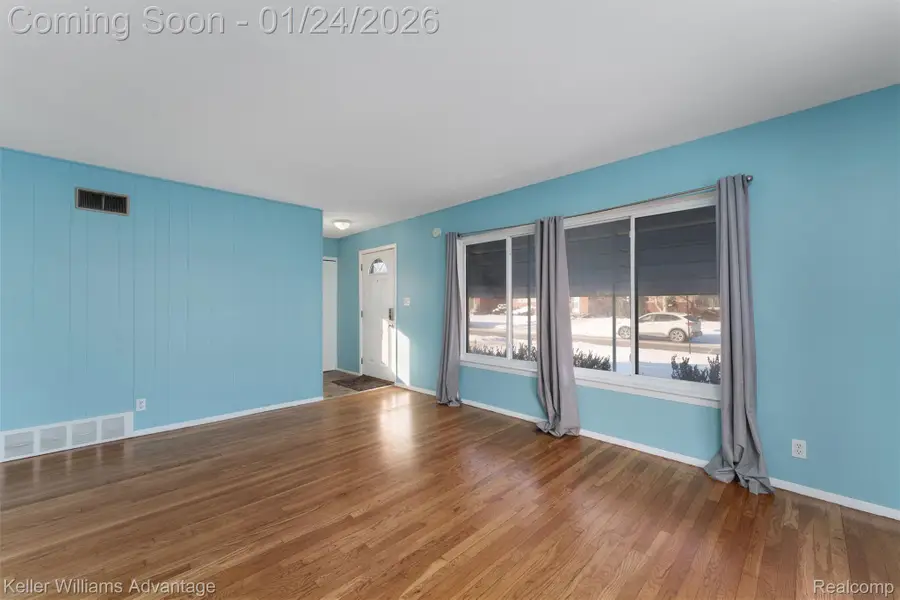 30344 Garry Avenue, Madison Heights, MI 48071 - Image #2