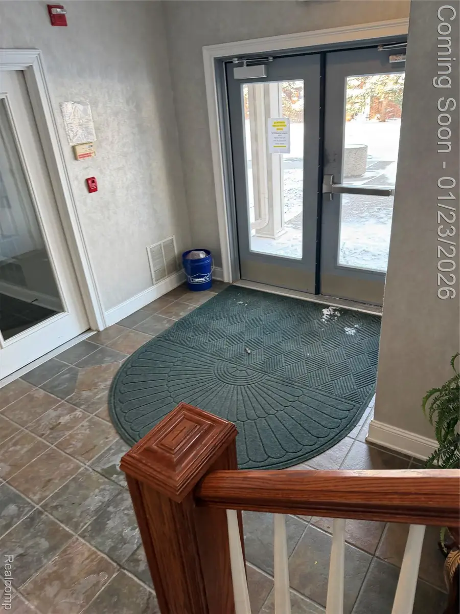 39168 Hayes Road, Clinton Charter Township, MI 48038 - Image #2