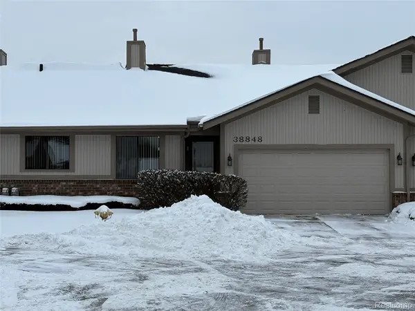 38848 Windmill Pointe S, ClintonTownship, MI 48038