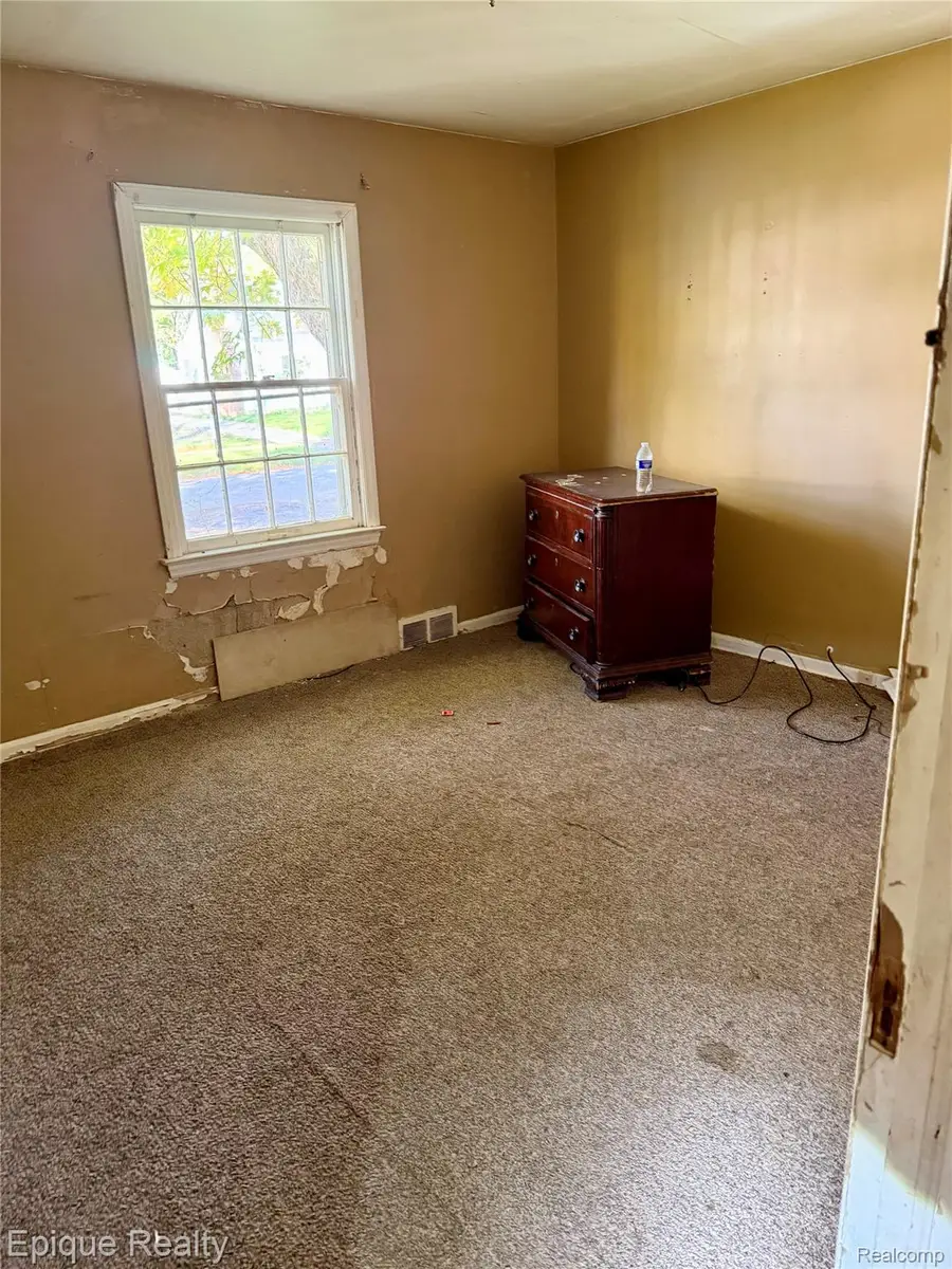 2514 Trumbull Avenue, Flint, MI 48504 - Image #3