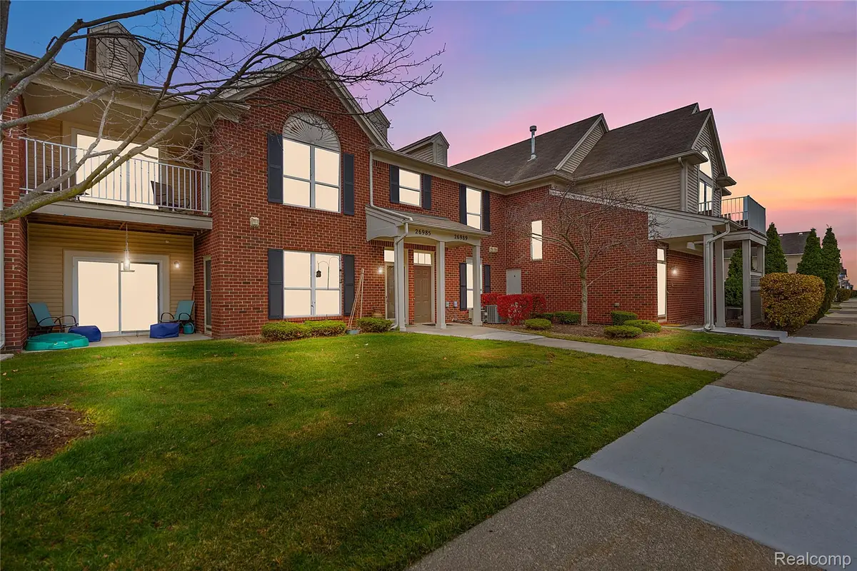 26985 Carrington Place, Harrison Township, MI 48045 - Image #1