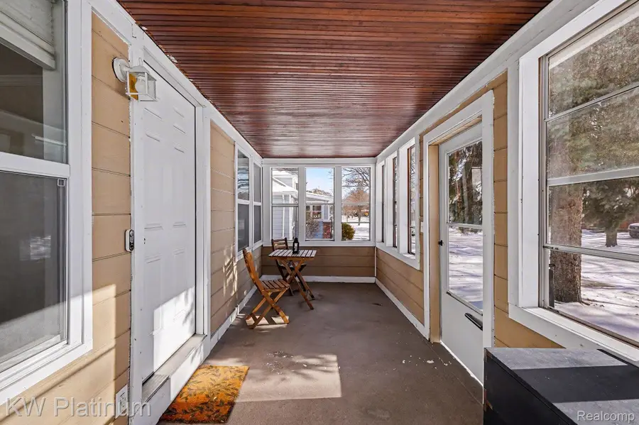 1019 E Windemere Avenue, Royal Oak, MI 48073 - Image #3