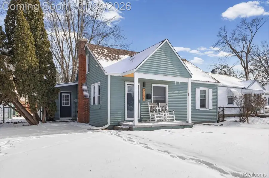 27116 Delton Street, Madison Heights, MI 48071 - Image #3