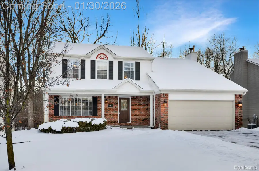 1041 Walloon Court, Orion, MI 48360 - Image #2