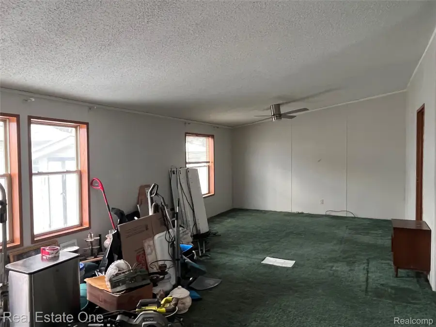 211 Lakeshore Circle, Oxford, MI 48371 - Image #2