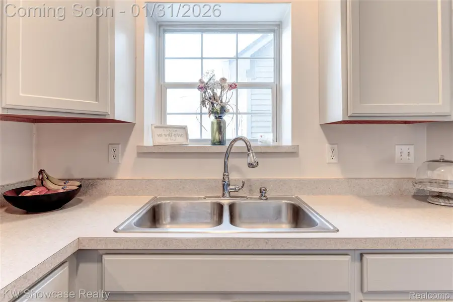 4509 Alexander Pines Drive, Clarkston, MI 48346 - Image #3