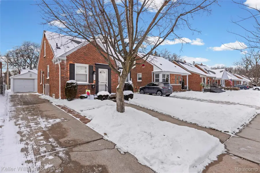 23221 Forest Street, Oak Park, MI 48237 - Image #3