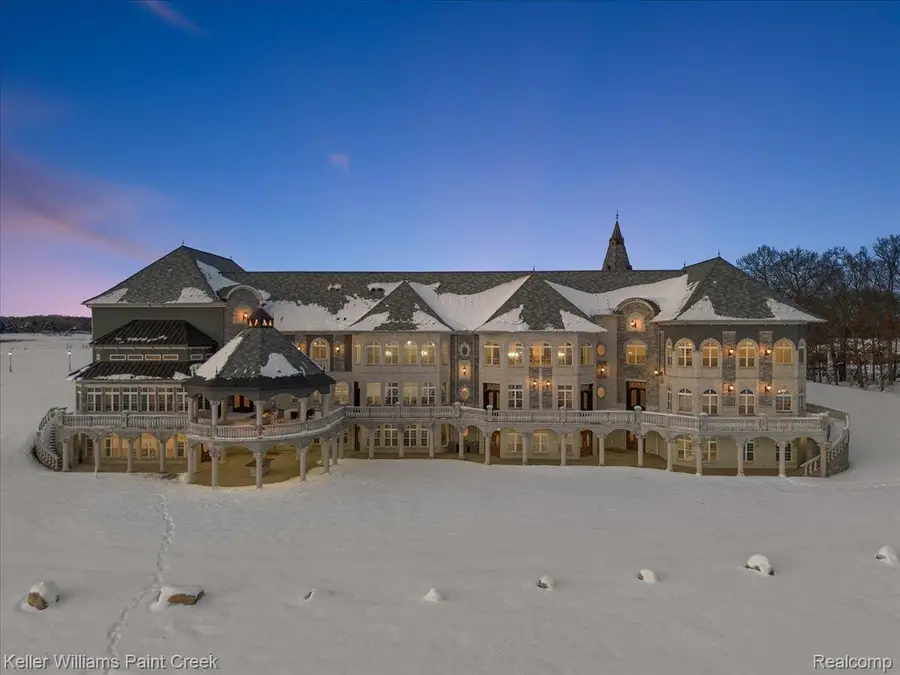 68050 Hillside Lane, Washington, MI 48095 - Image #3