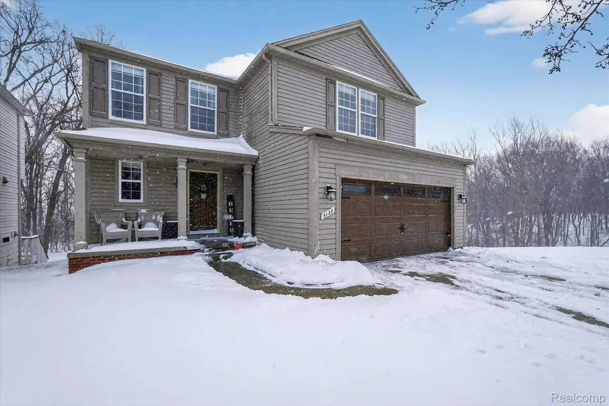 5120 Meadow Crest Circle, Holly, MI 48442 - Image #1