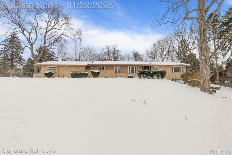 1420 Manderford Road, Bloomfield Hills, MI 48304 - Image #2