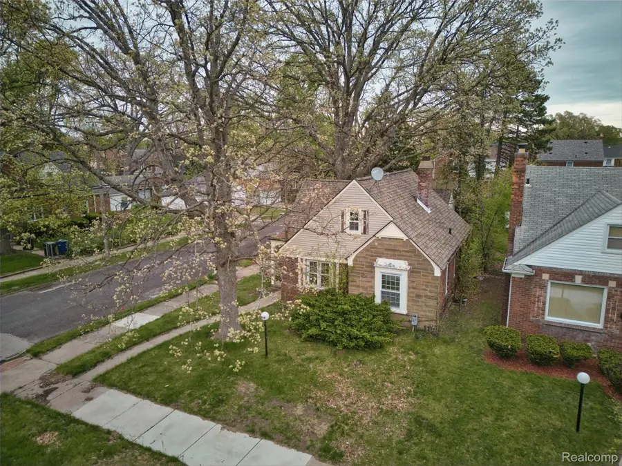 18718 Snowden Street, Detroit, MI 48235 - #2
