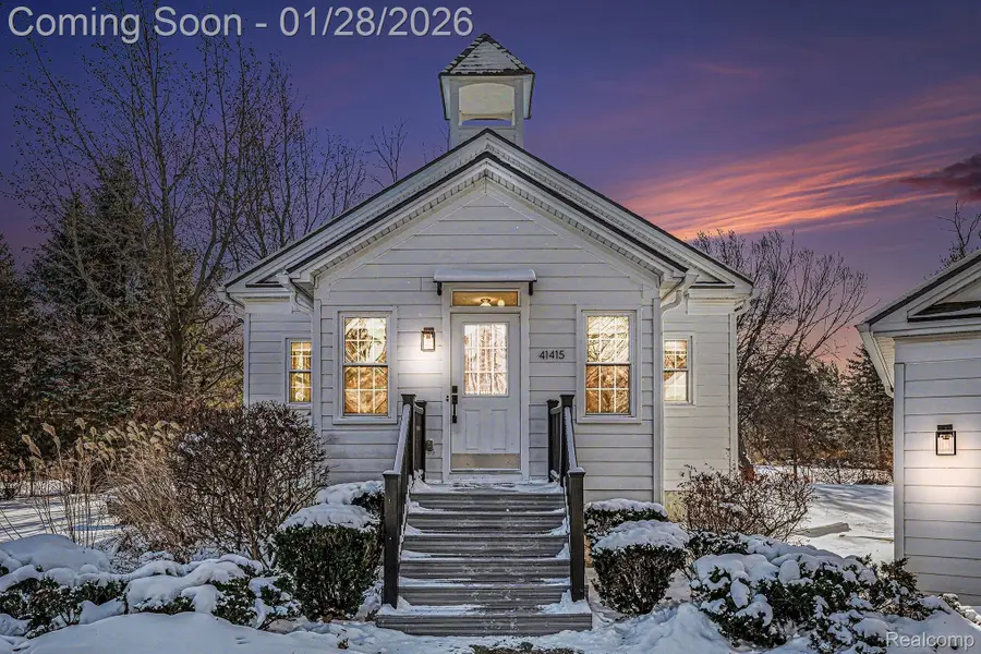 41415 Copper Creek Drive, Canton, MI 48187 - Image #2