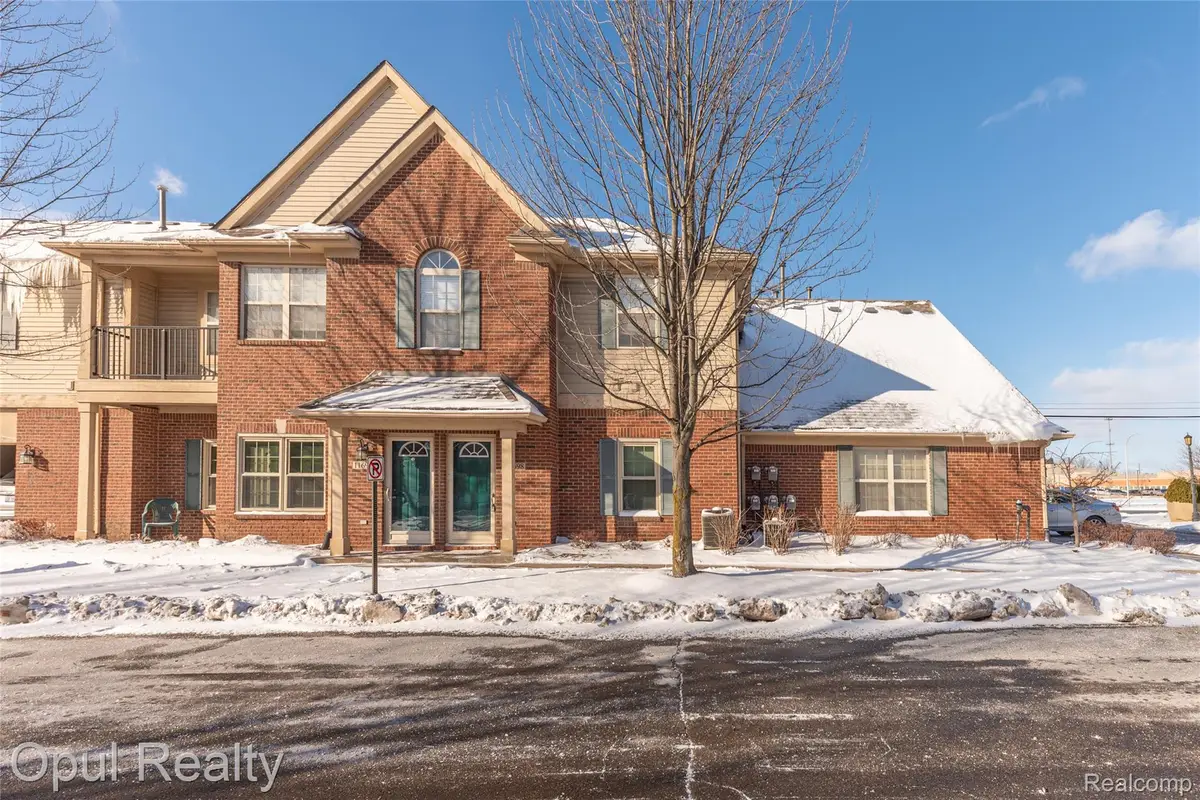 11698 Farmington Road, Livonia, MI 48150 - Image #1