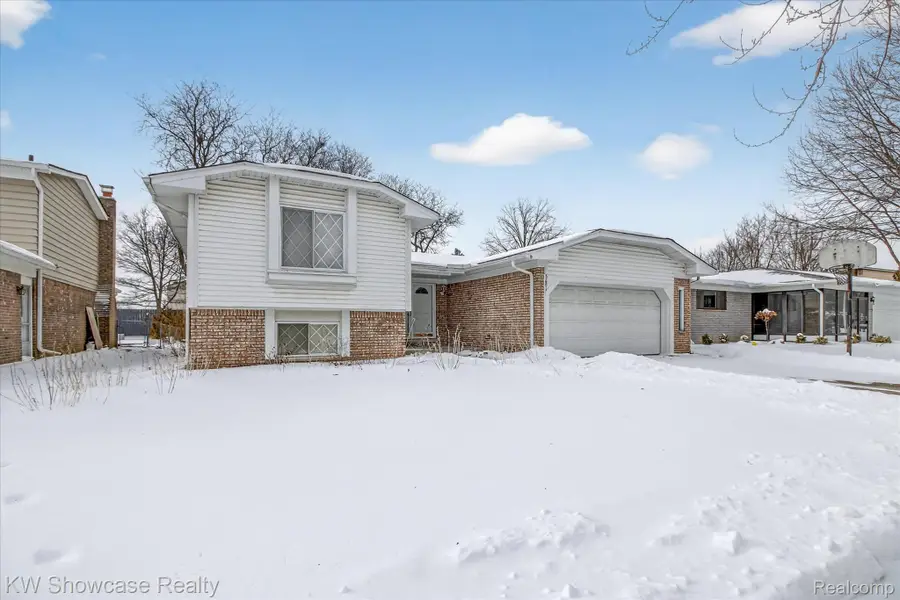 5681 Wedgewood Road, Canton, MI 48187 - Image #2
