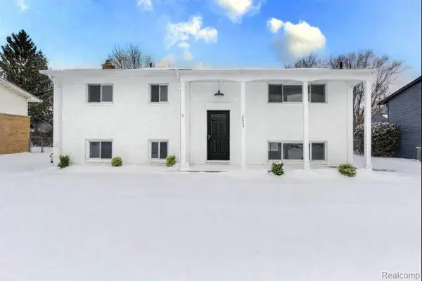 2435 Serra Drive, SterlingHeights, MI 48310