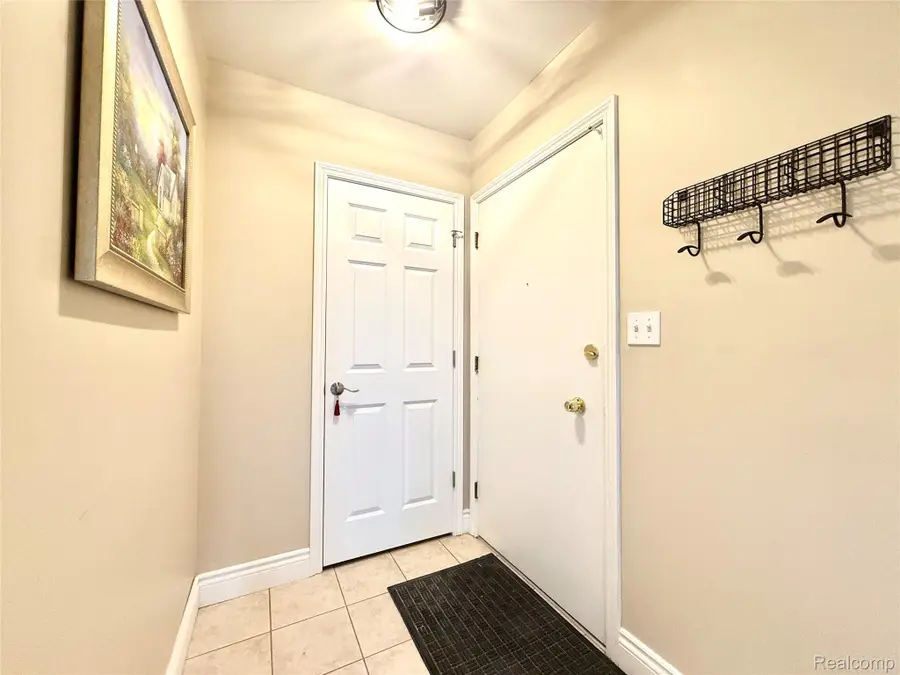 1111 Old Woodward Avenue #4, Birmingham, MI 48009 - Image #3