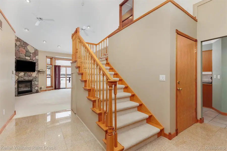 10045 Highland Road, White Lake, MI 48386 - #3