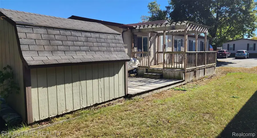 2009 Shirewood Drive, Shelby Charter Township, MI 48317 - Image #3