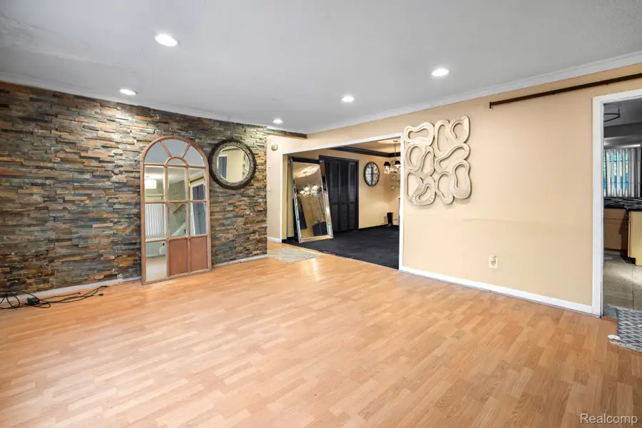 29249 Everett Street, Southfield, MI 48076 - Image #2