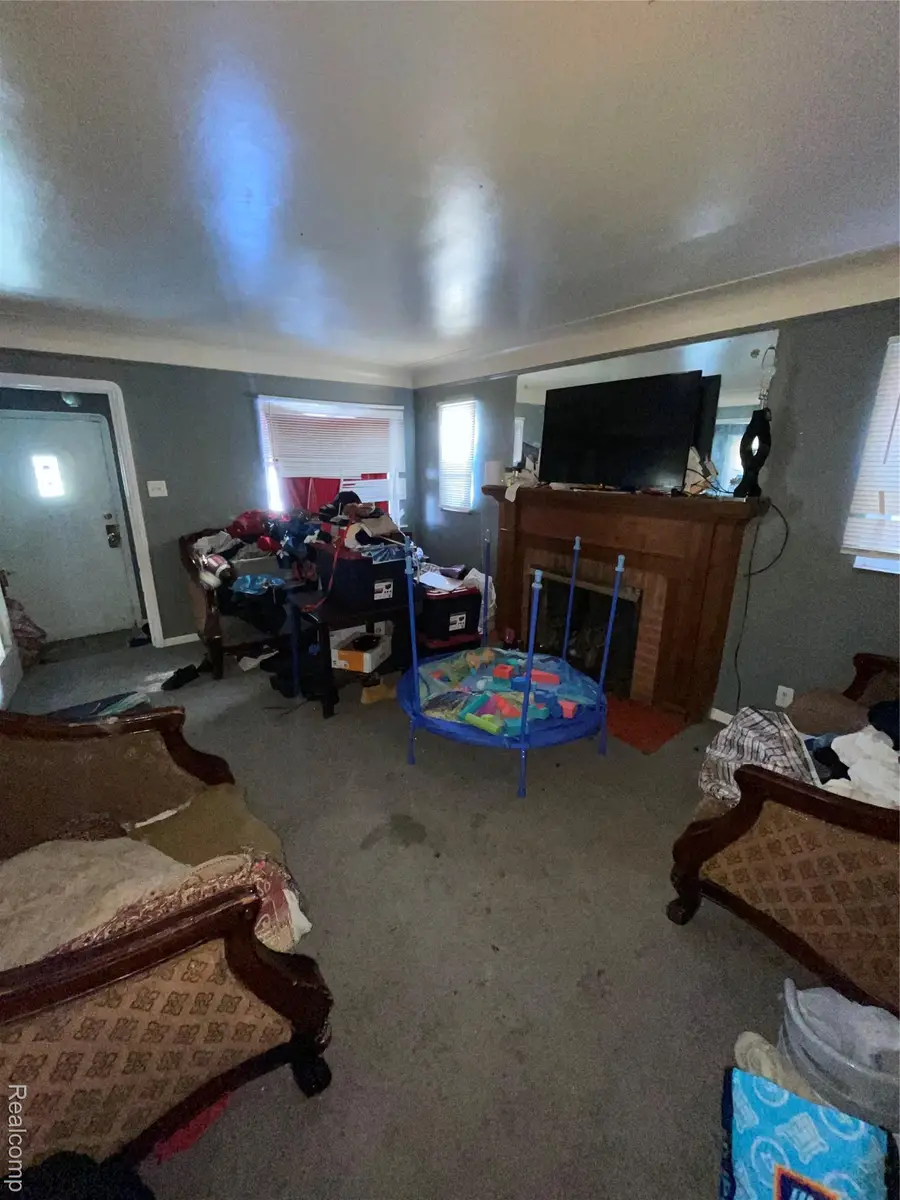 10521 Mckinney Street, Detroit, MI 48224 - Image #2