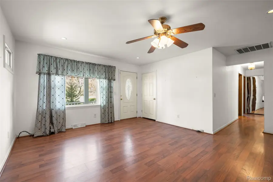 35855 Herman Street, Romulus, MI 48174 - Image #3