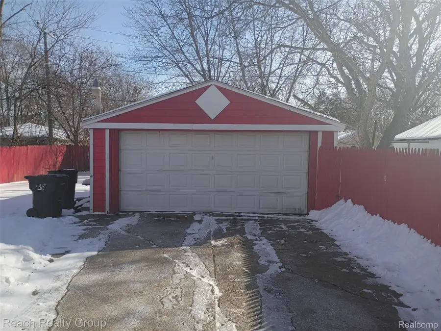 11366 Rossiter Street, Detroit, MI 48224 - Image #3