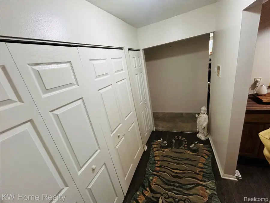 28418 W 8 Mile Road #a5, Farmington, MI 48336 - Image #2