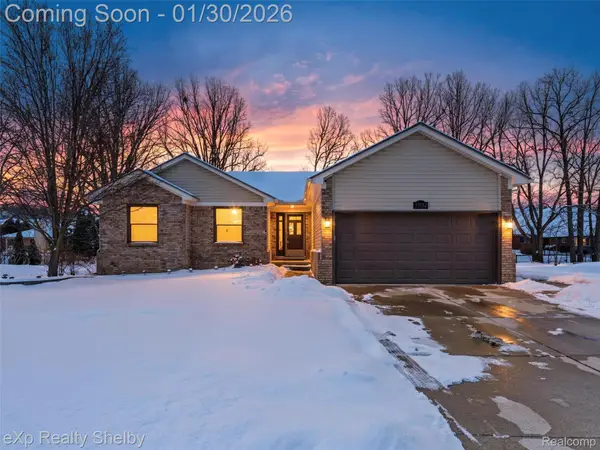 53152 Cripple Creek Drive, Chesterfield, MI 48047