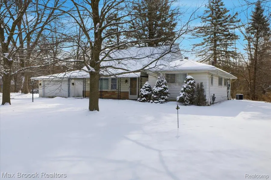 30629 Ecorse Road, Romulus, MI 48174 - Image #3