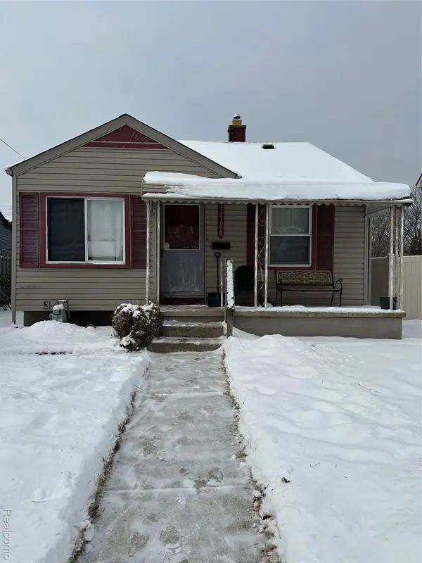 12100 Helen Street, Southgate, MI 48195