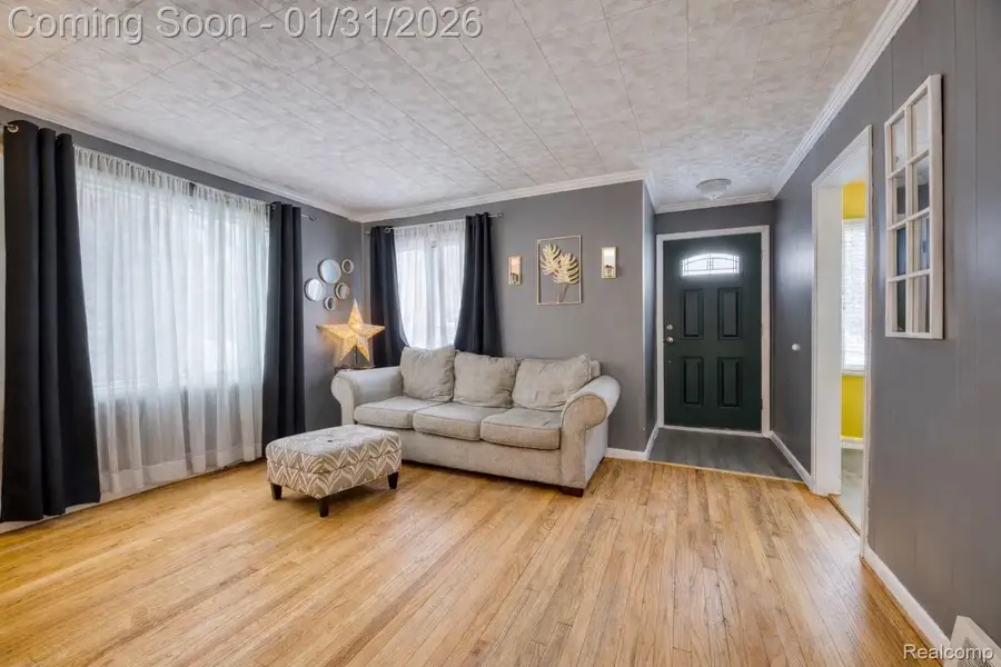 16635 Macarthur, Redford, MI 48240 - Image #2