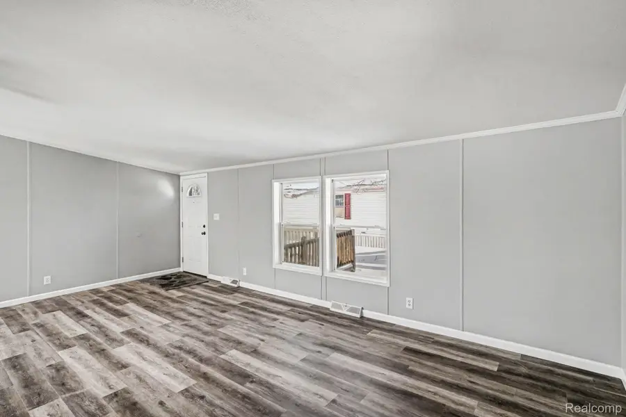 3858 Apple, Oakland, MI 48438 - Image #2