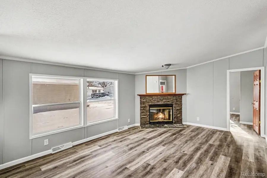 3858 Apple, Oakland, MI 48438 - Image #3