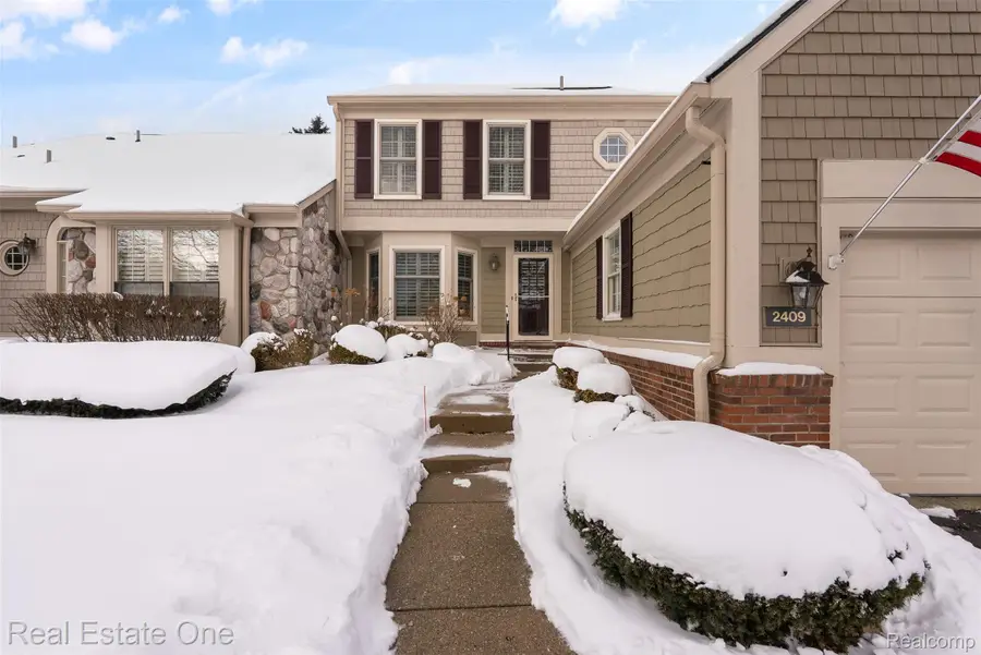 2409 Wildbrook Run, Bloomfield, MI 48304 - #3