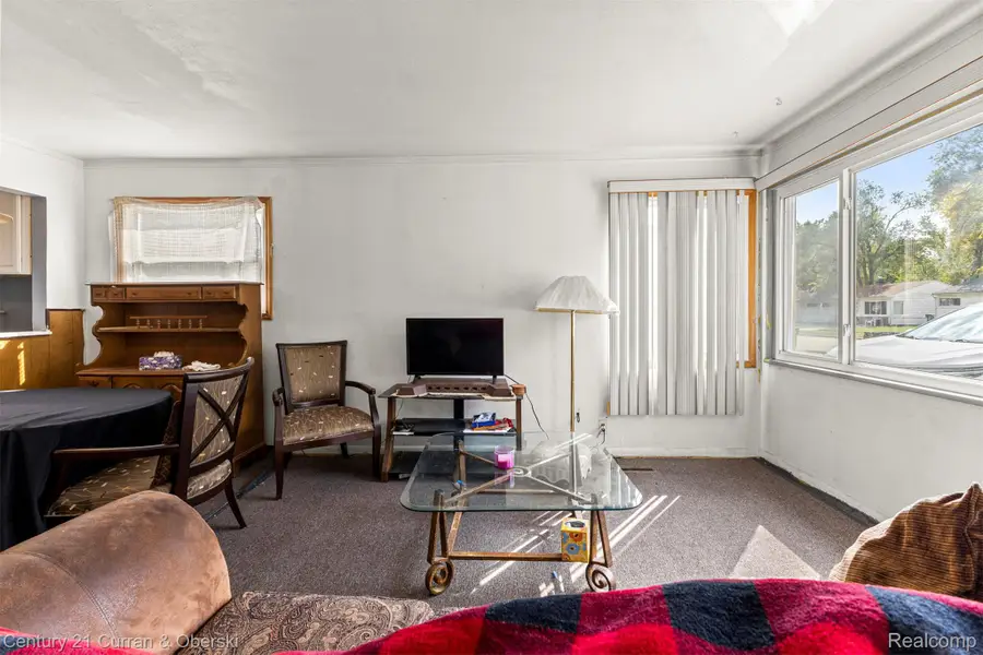 22030 Dante Street, Oak Park, MI 48237 - Image #3