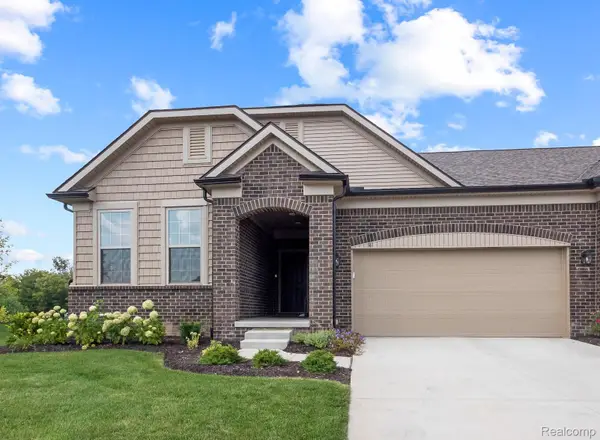 816 Kelpie Drive, AnnArbor, MI 48108