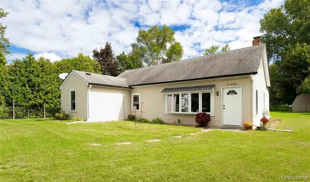 37480 Hayes Road, Clinton Township, MI 48038 - Image #1