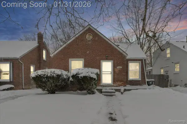 11475 Lakepointe Street, Detroit, MI 48224