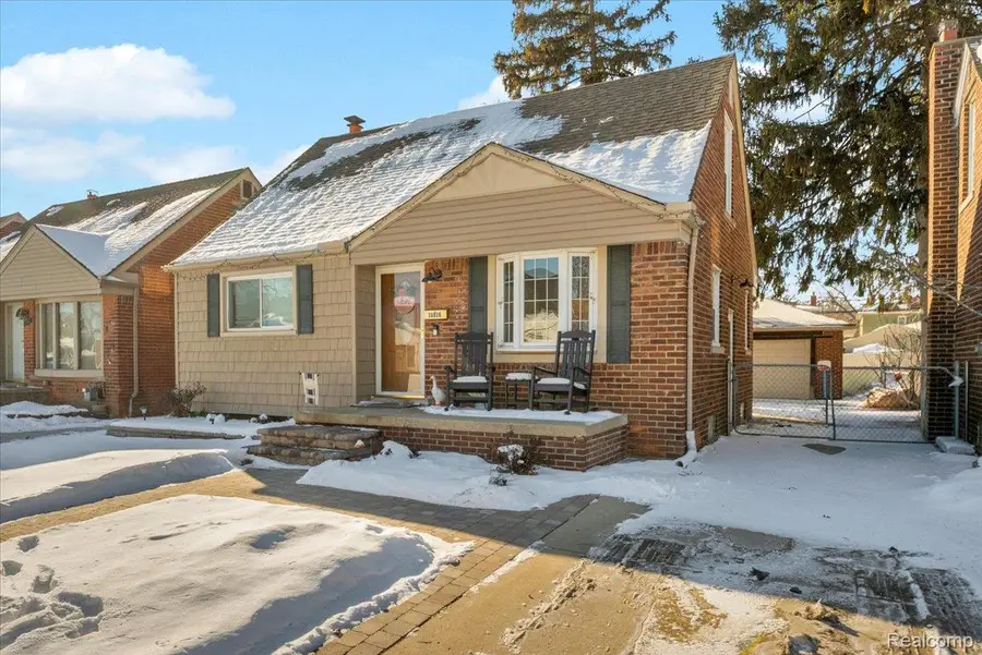 10036 Ruth Avenue, Allen Park, MI 48101 - Image #2