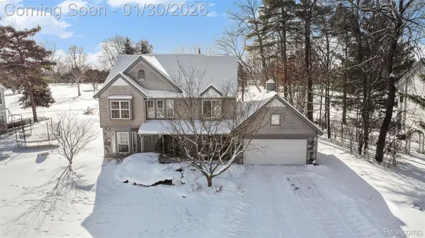 6065 Campfire Circle, Clarkston, MI 48346