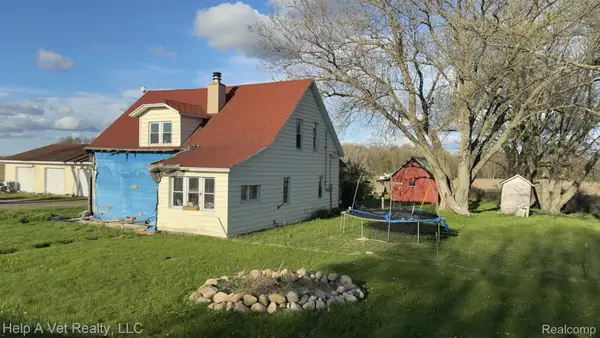 2258 N Schoenherr Road, Custer, MI 49405