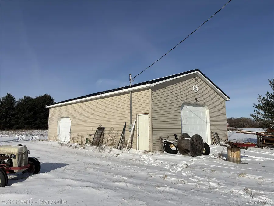 6919 Emmett Road, Brockway, MI 48097 - #2