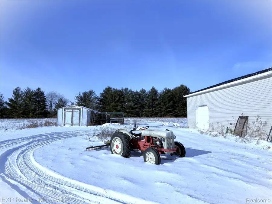 6919 Emmett Road, Brockway, MI 48097 - #3