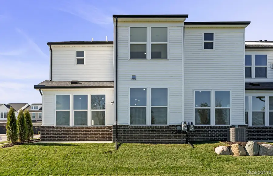 5570 East Spaniel Drive, Ann Arbor, MI 48108 - Image #2