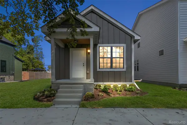 1752 Fischer Street, Detroit, MI 48214