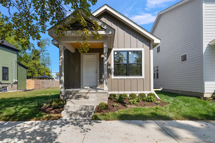 1752 Fischer Street, Detroit, MI 48214 - #2