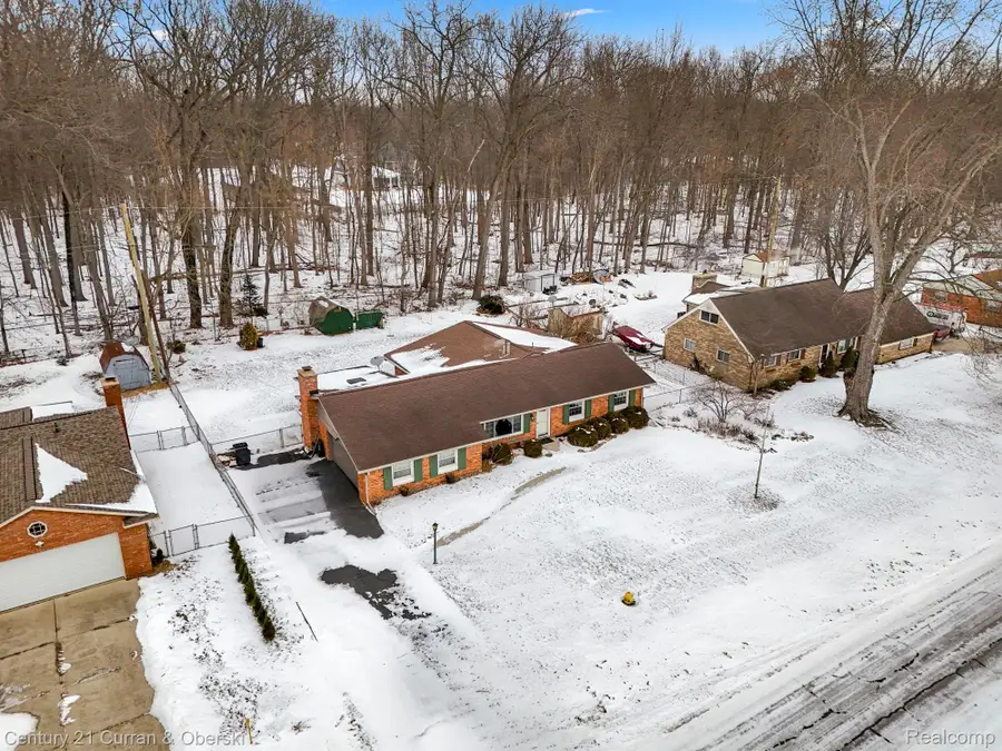 1456 Meadowbrook Way, Temperance, MI 48182 - Image #2