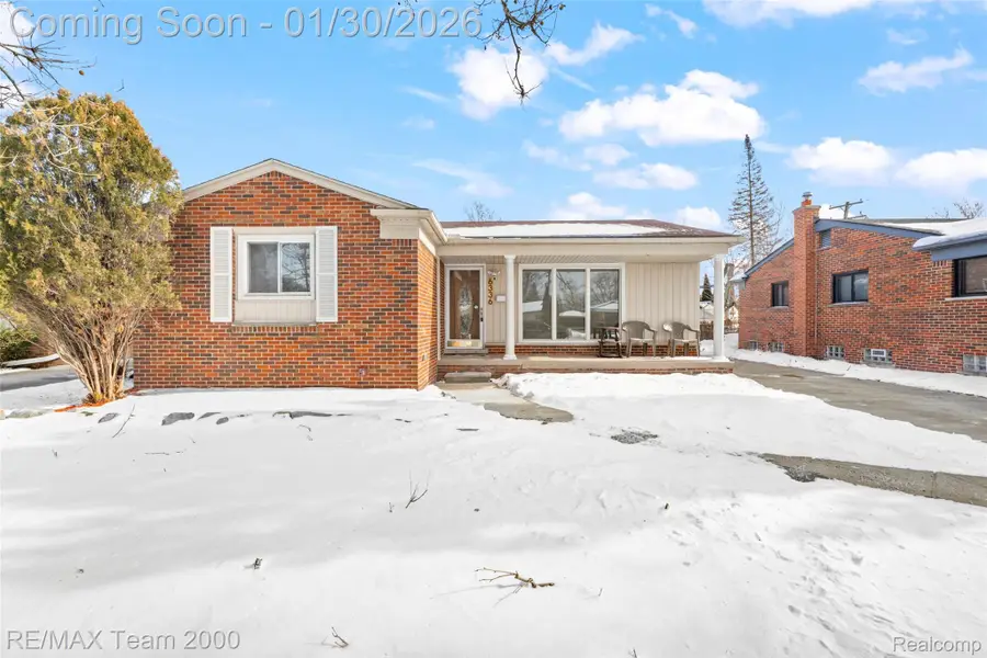 6336 Cambourne Road, Dearborn Heights, MI 48127 - Image #3